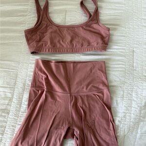 Aritzia Mauve Sports Bra and Leggings Set